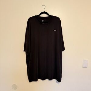 Reebok | Men's Black T-Shirt